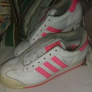 Adidas Samoa sneakers
